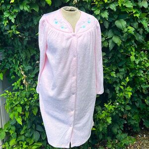 NWT Croft & Barrow Women's Light Pink Snap Front Robe | Size Small 🌸
